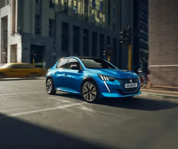 Peugeot e-208